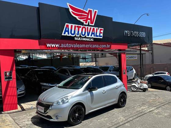PEUGEOT 208 1.6 GRIFFE 16V FLEX 4P AUTOMÁTICO